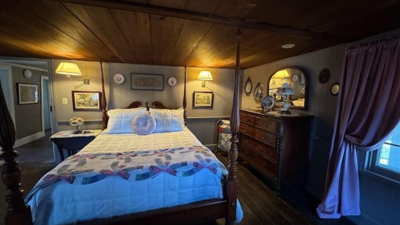 Photo of Bedroom in Andrews