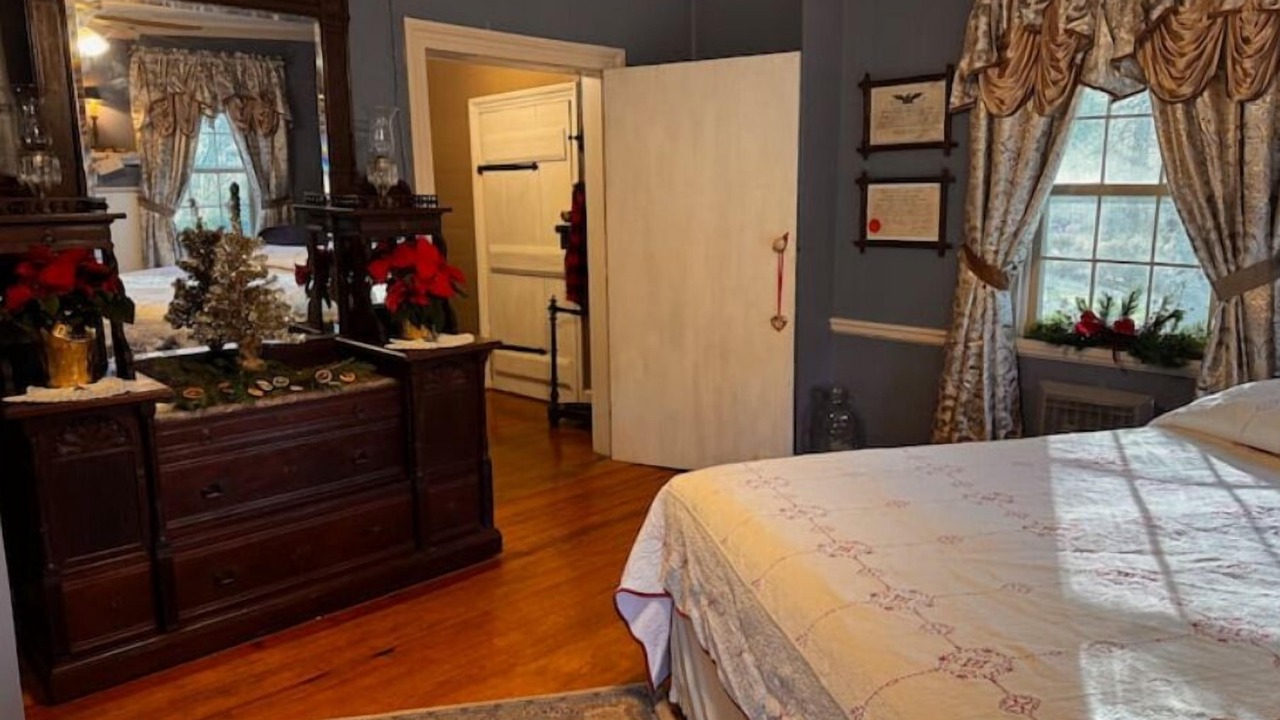 Photo of Bedroom in Andrews