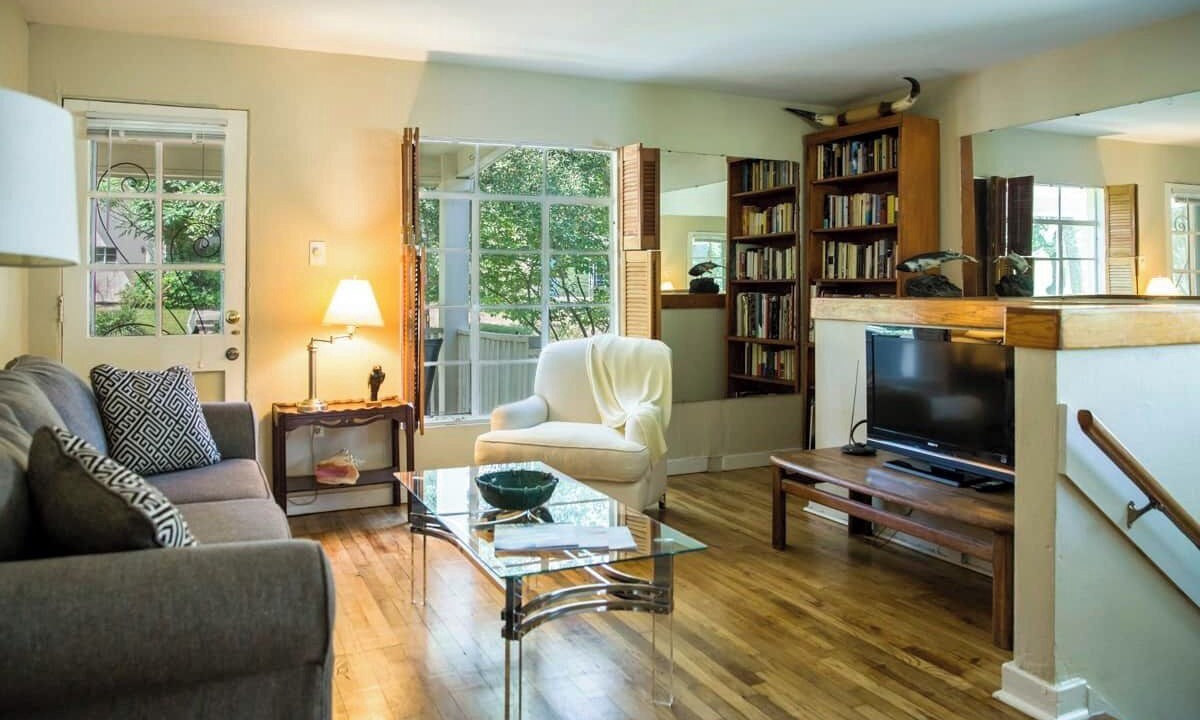 Photo of Livingroom in Cherrywood