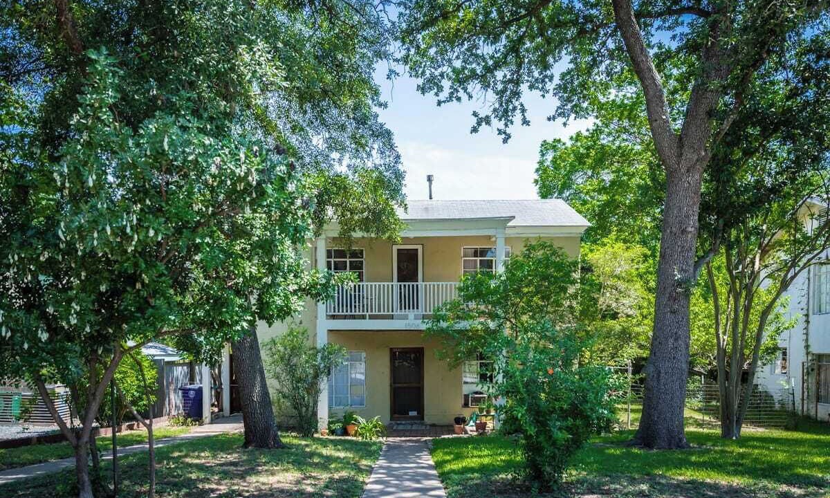 Photo of Outdoor in Cherrywood