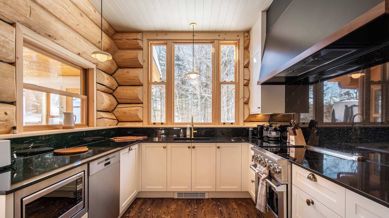 Photo of Kitchen in Fiddler Lake Resort