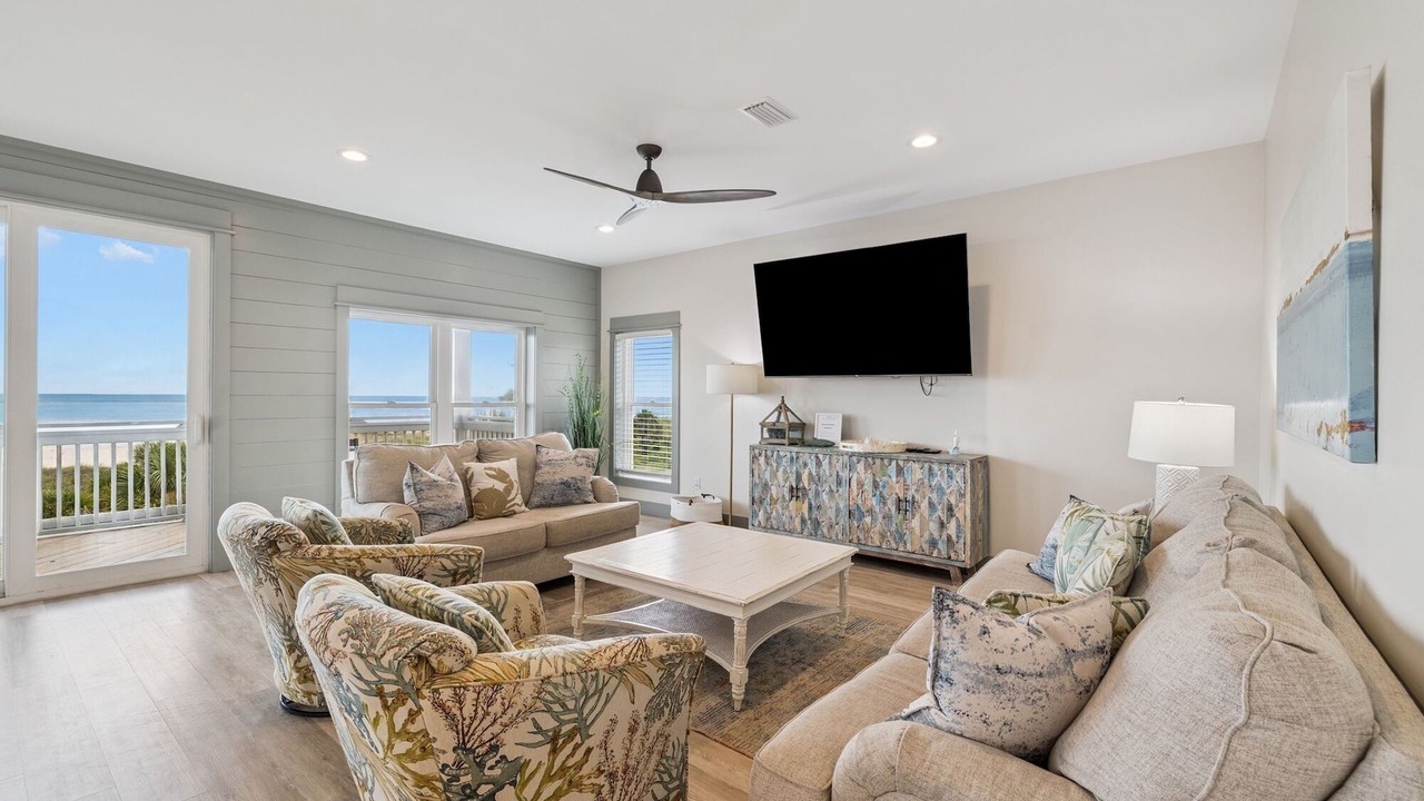 Photo of Livingroom in Indian Pass