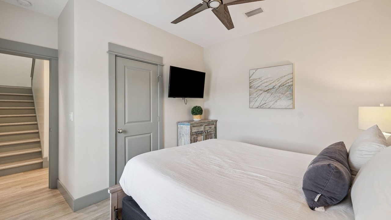 Photo of Bedroom in Indian Pass