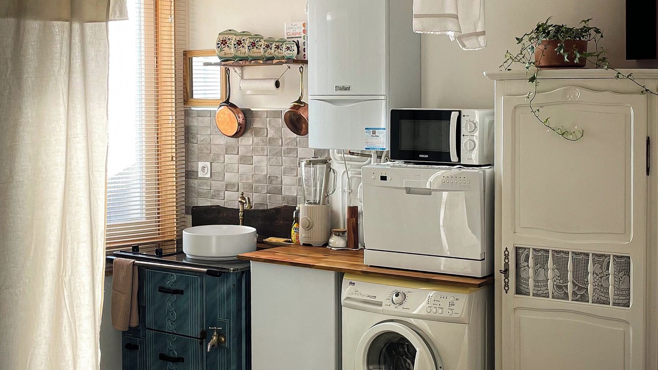 Photo of Others in Maze