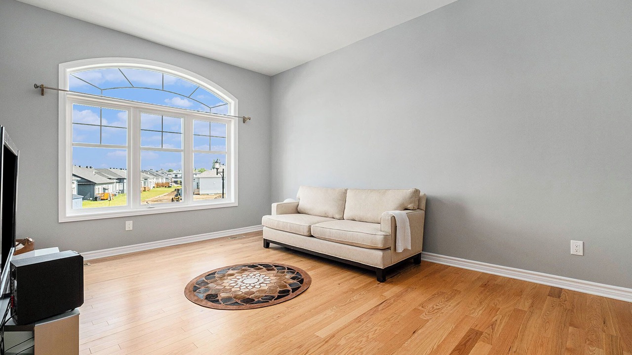 Photo of Livingroom in Kemptville