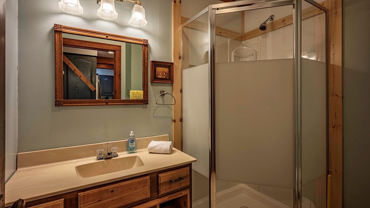 Photo of Bathroom in Town of Webb