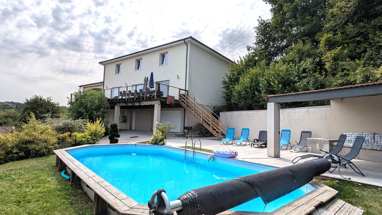 Photo of Outdoor in Favieres