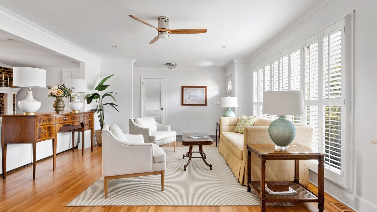 Photo of Livingroom in Charleston