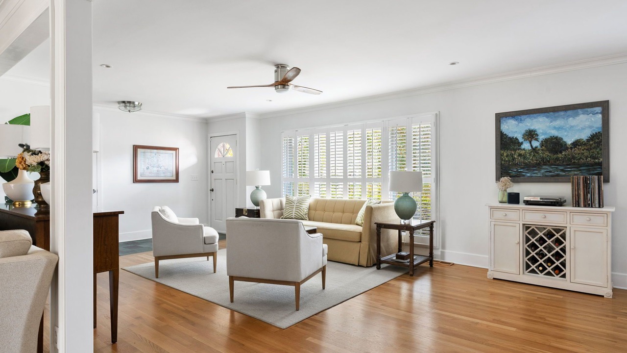 Photo of Livingroom in Charleston