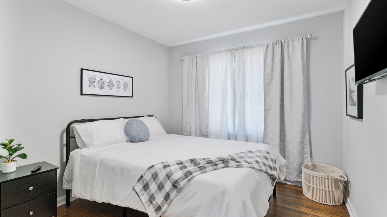Photo of Bedroom in Kennesaw