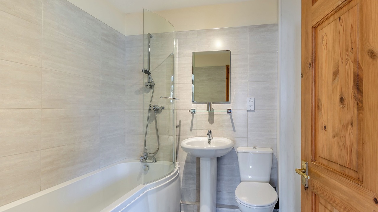 Photo of Bathroom in Allonby
