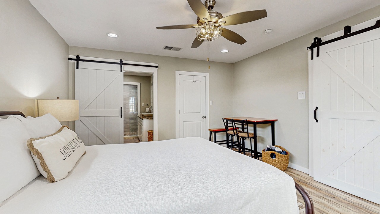 Photo of Bedroom in Rockport
