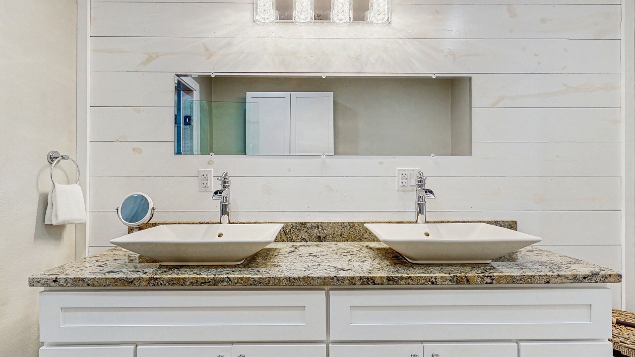 Photo of Bathroom in Rockport