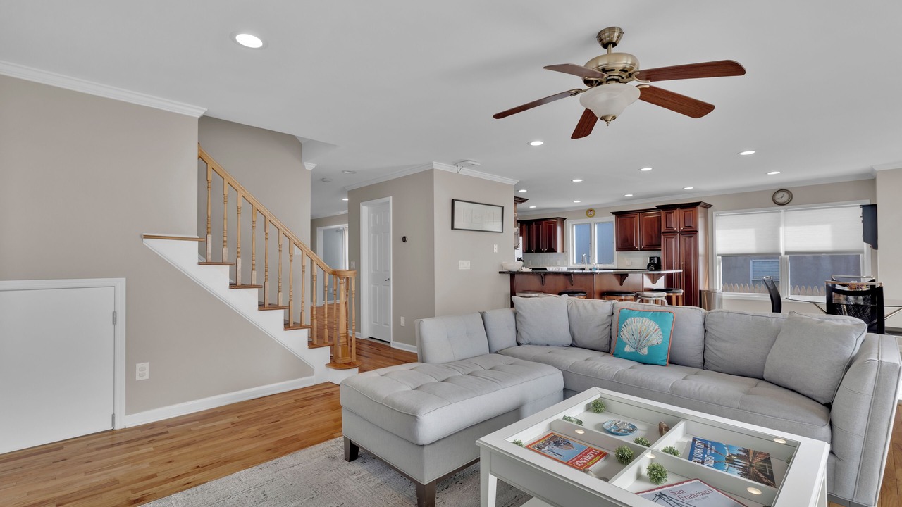 Photo of Livingroom in Keansburg