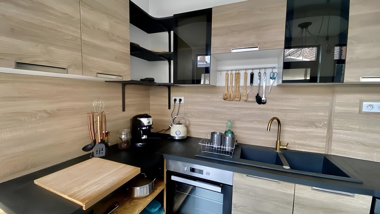 Photo of Kitchen in Quartier Saint-Clement - Jardin des Plantes