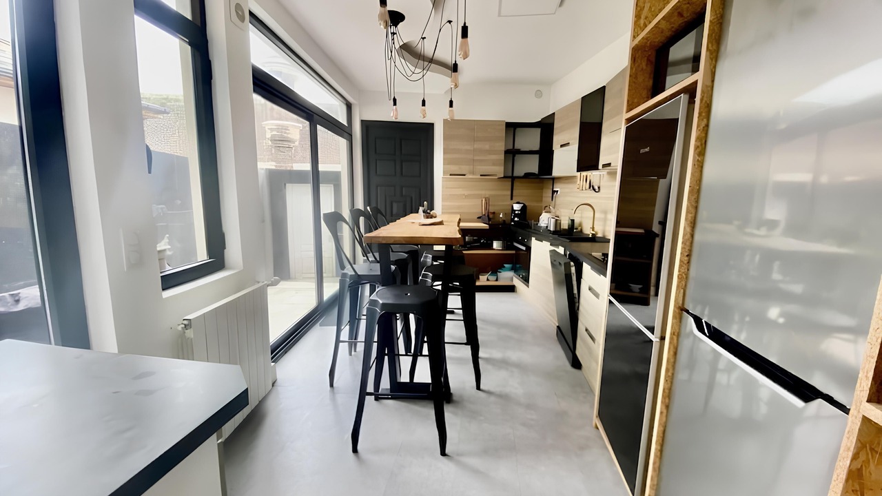Photo of Kitchen in Quartier Saint-Clement - Jardin des Plantes