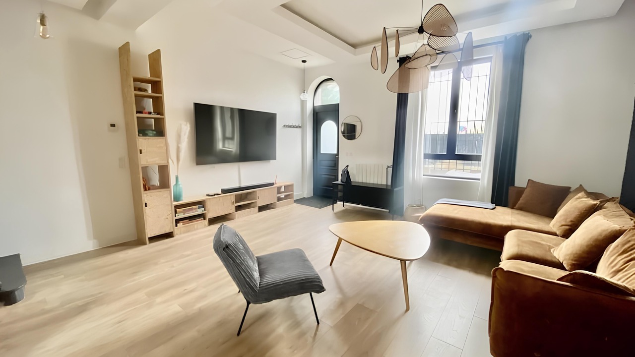 Photo of Livingroom in Quartier Saint-Clement - Jardin des Plantes