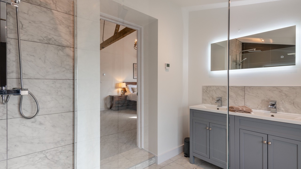 Photo of Bathroom in Foxley