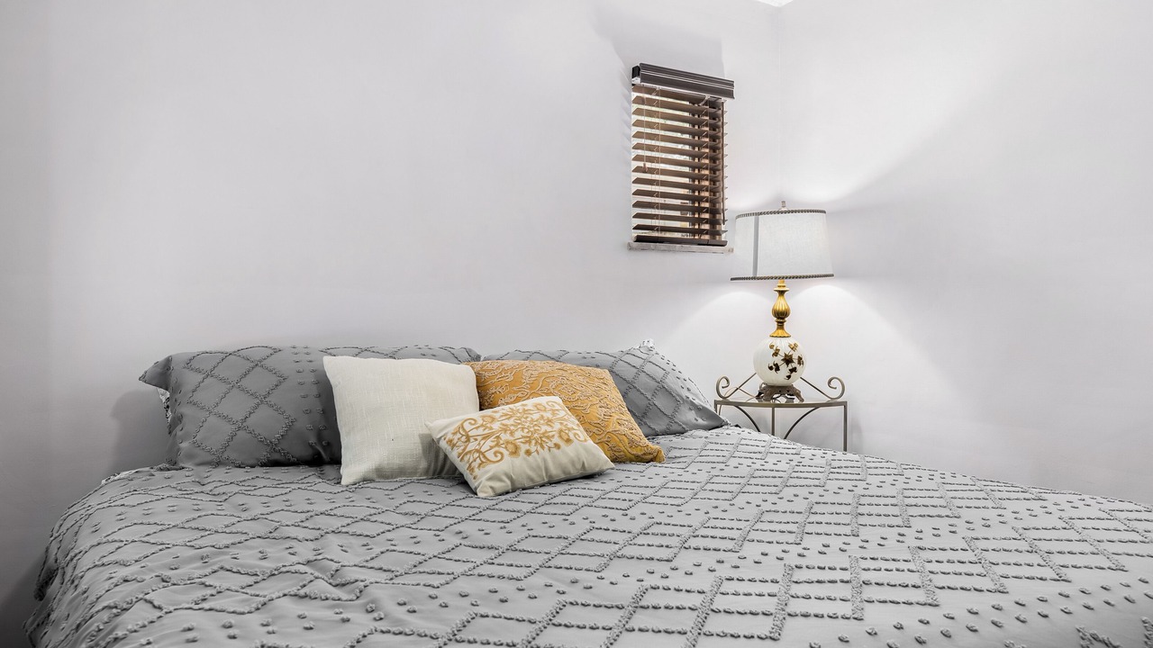 Photo of Bedroom in Hazel Park