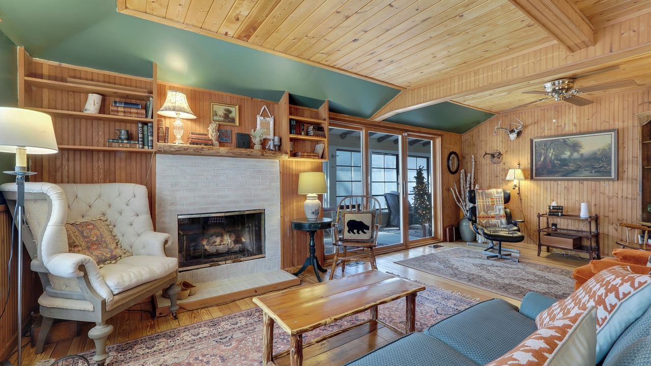 Photo of Livingroom in Charlevoix