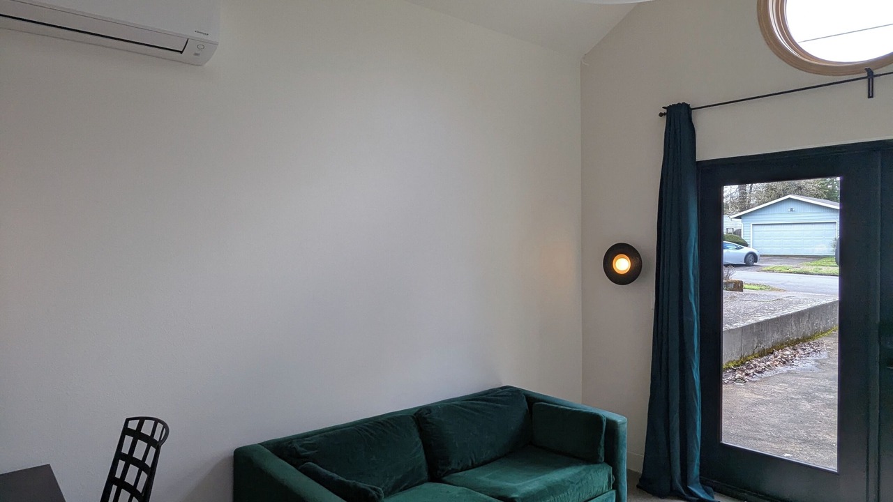 Photo of Livingroom in Beaumont - Wilshire