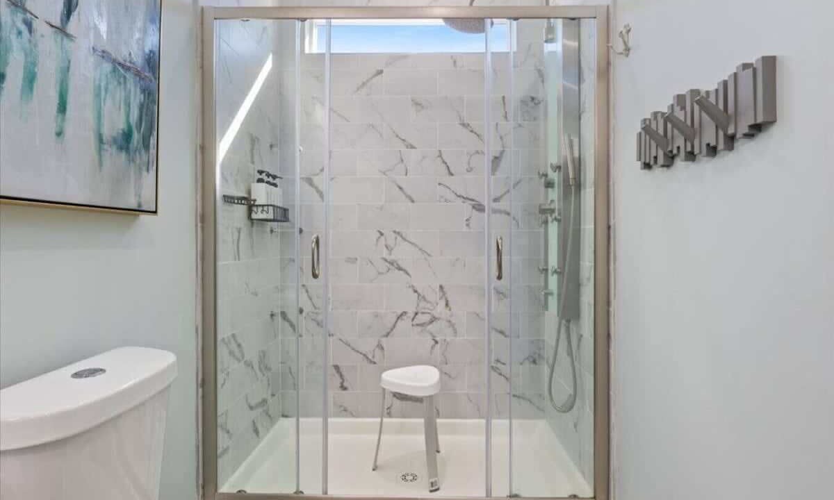Photo of Bathroom in Wilmington Beach
