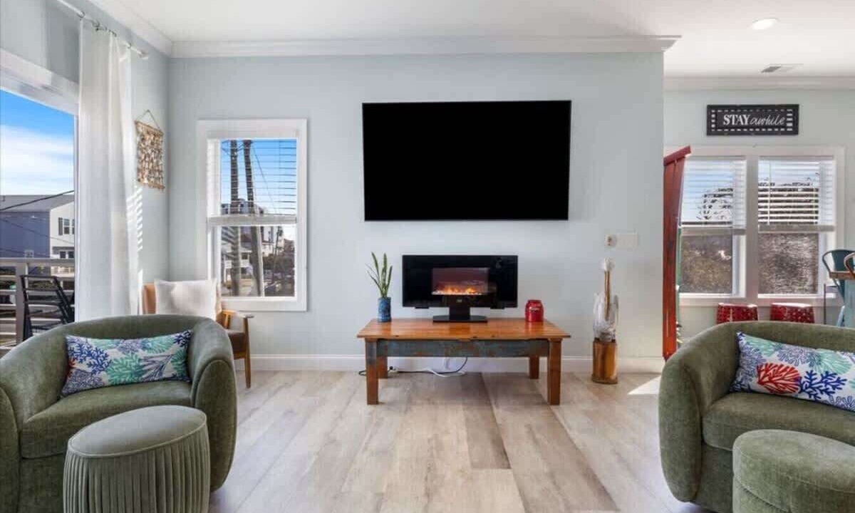 Photo of Livingroom in Wilmington Beach
