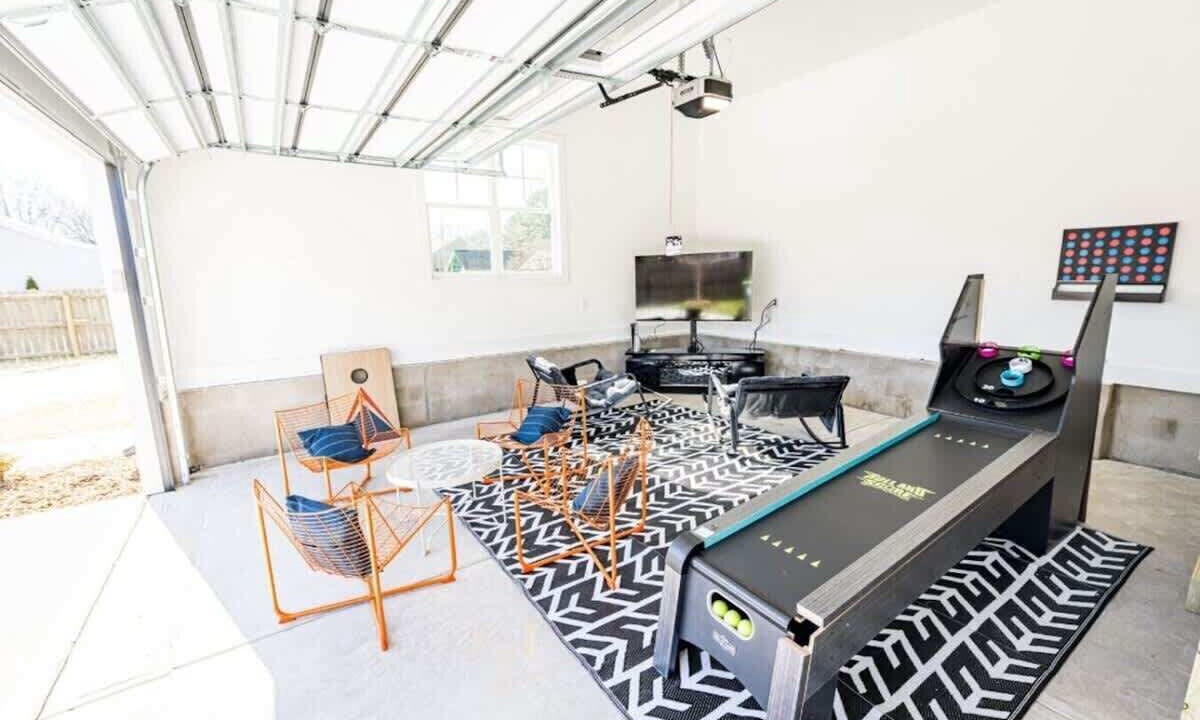 Photo of Bedroom in Apex