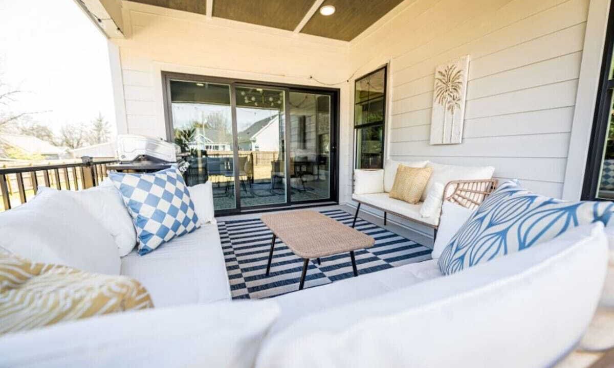 Photo of Livingroom in Apex