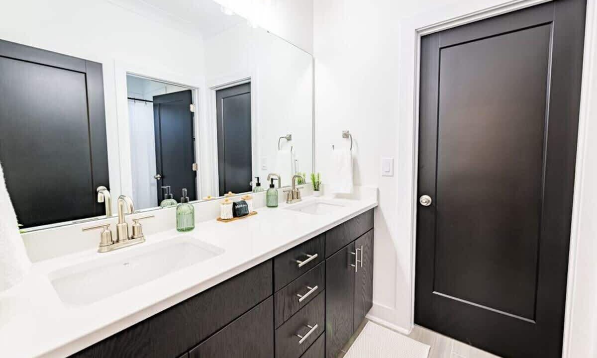 Photo of Bathroom in Apex