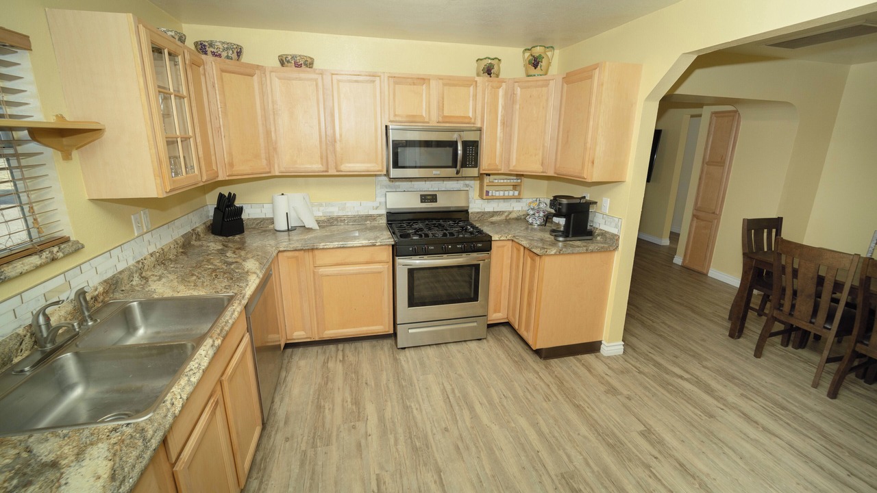 Photo of Kitchen in Globe