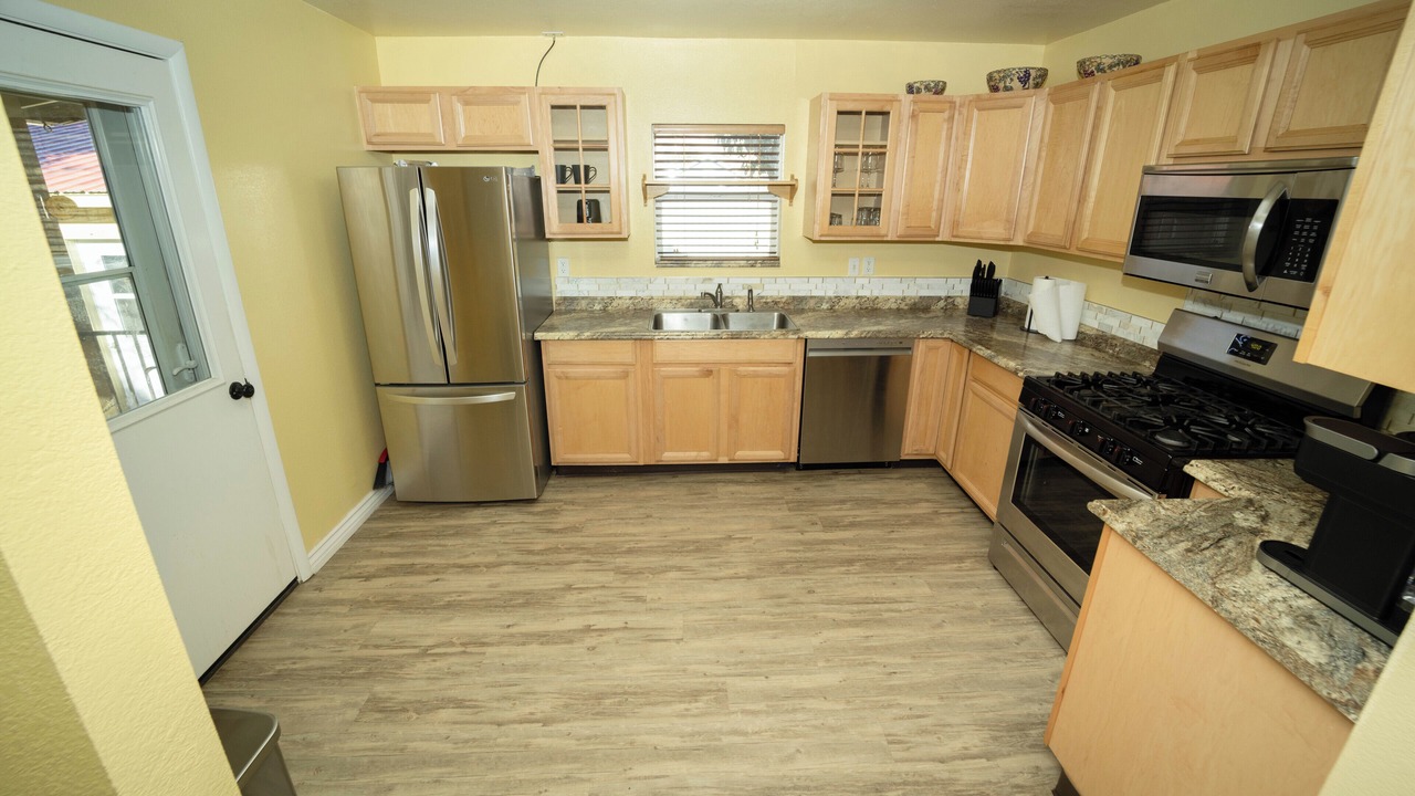 Photo of Kitchen in Globe