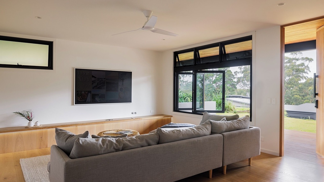 Photo of Livingroom in Smiths Lake