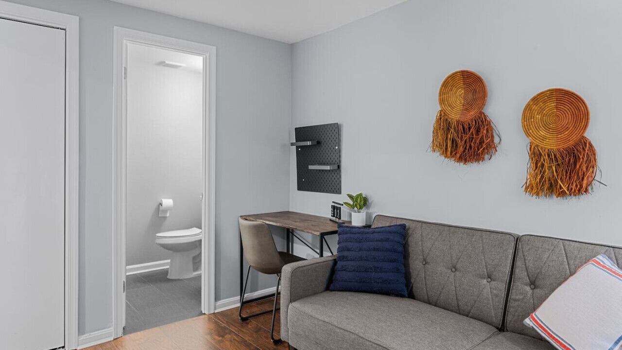 Photo of Livingroom in Montgomery Village