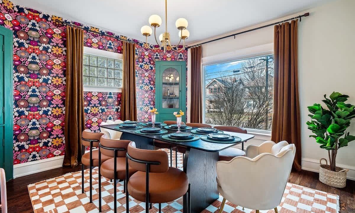 Photo of Bedroom in South Hills