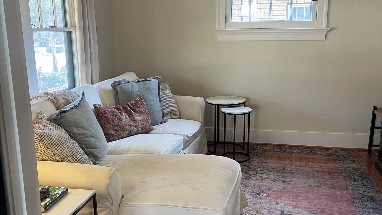 Photo of Livingroom in St. Matthews