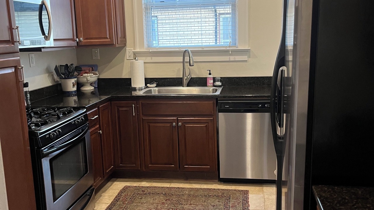 Photo of Kitchen in St. Matthews