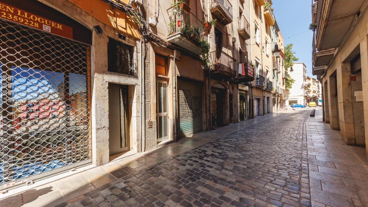 Photo of Others in Barri Vell