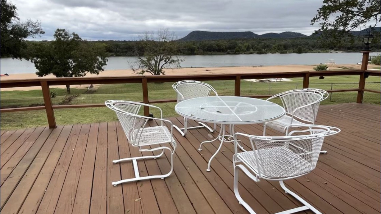 Photo of Outdoor in Kingsland