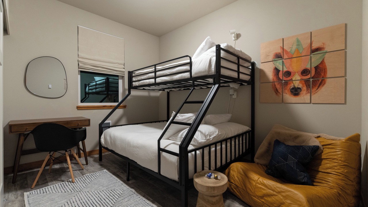 Photo of Others in Paradise Estates