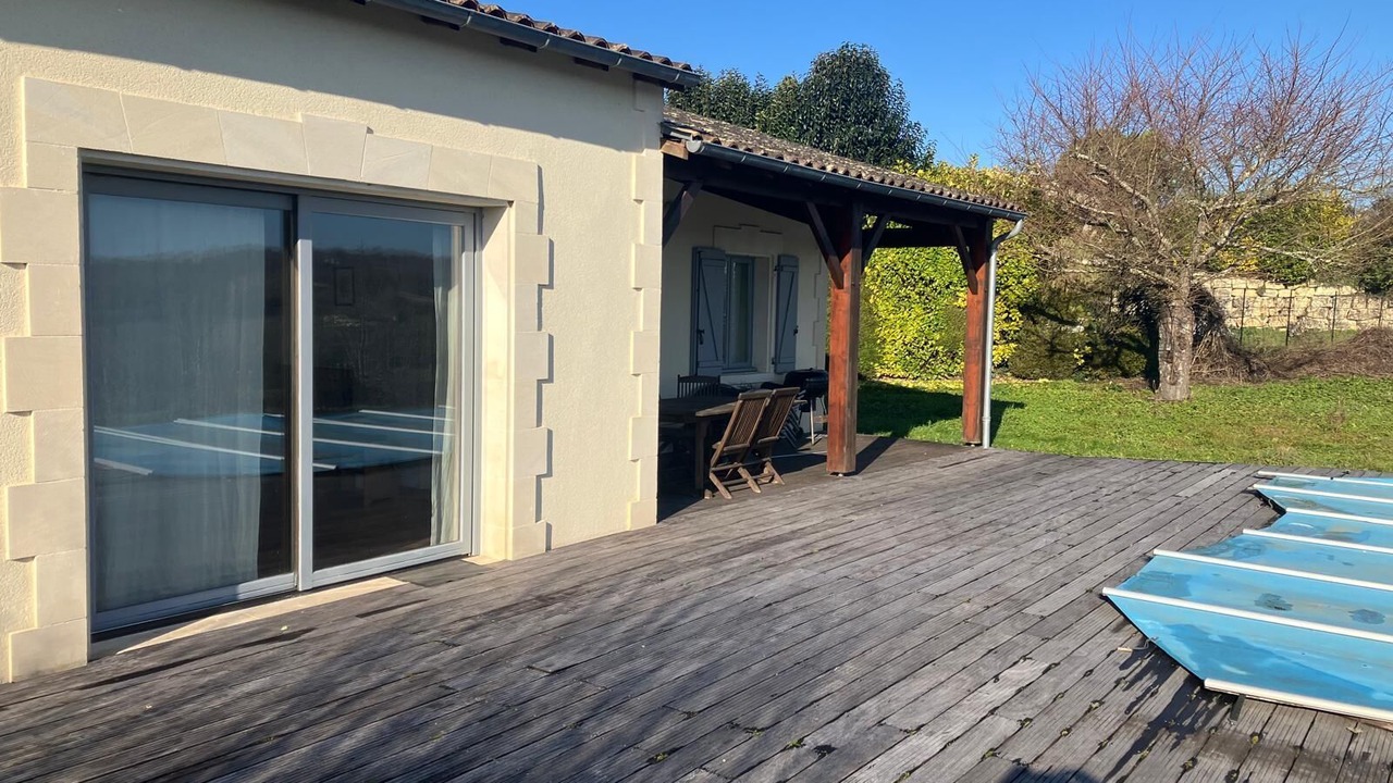 Photo of Patio Balcony in Chalais