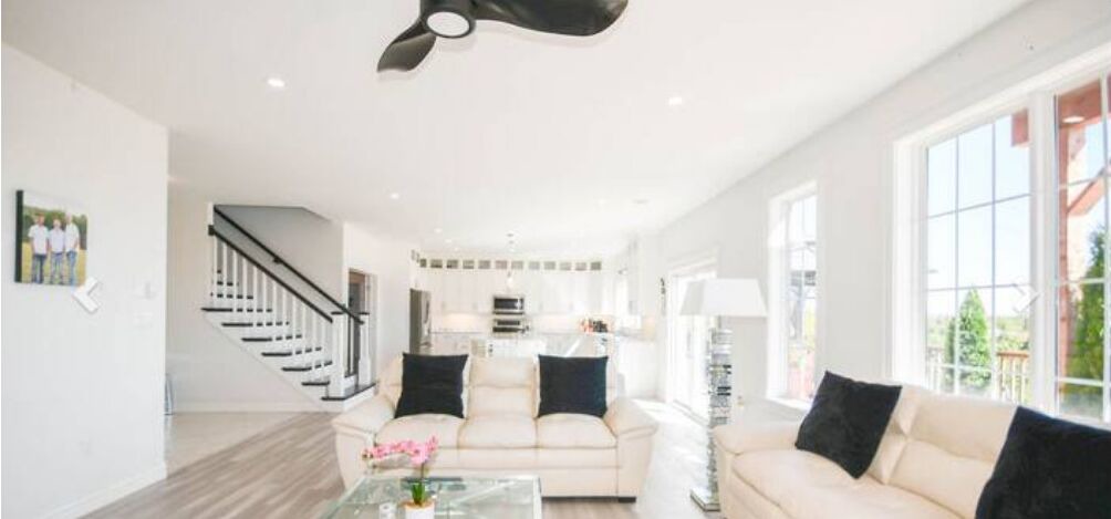 Photo of Livingroom in Prospect Bay