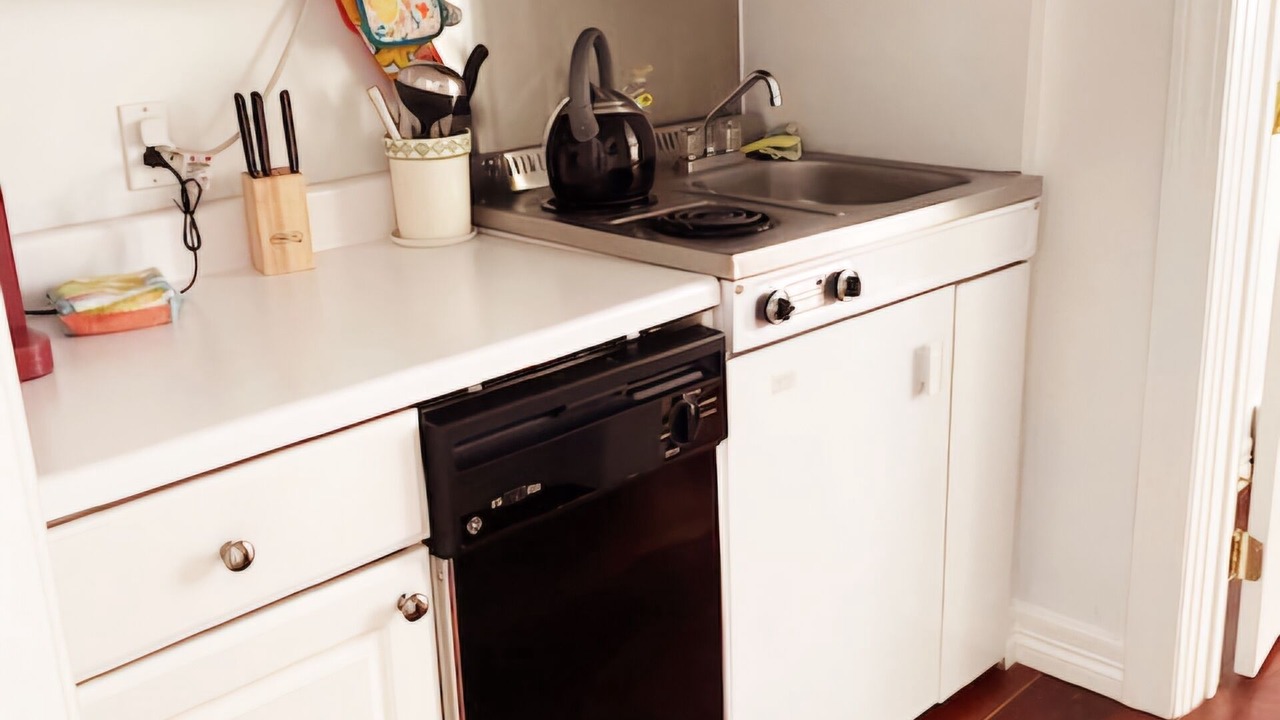 Photo of Kitchen in Rainbow Valley
