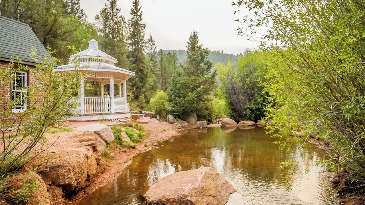 Photo of Outdoor in Rainbow Valley