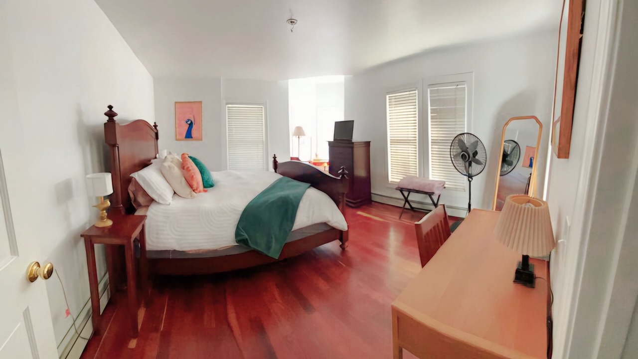 Photo of Bedroom in Rainbow Valley