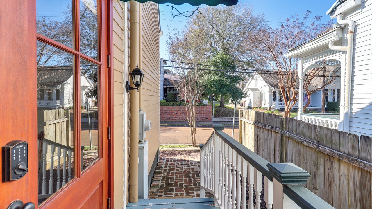 Photo of Others in Natchez