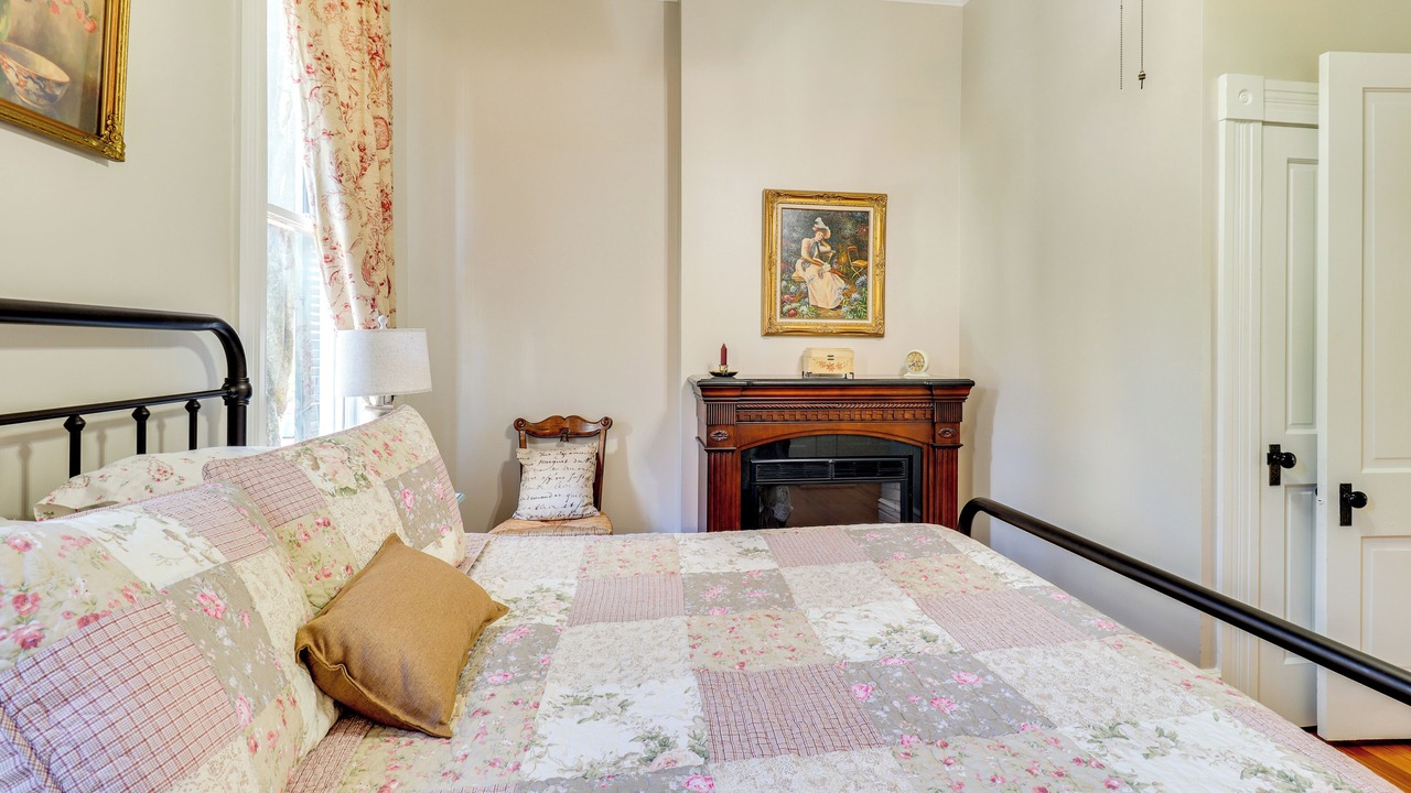 Photo of Bedroom in Natchez