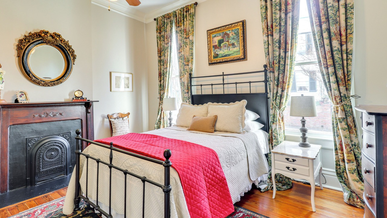 Photo of Bedroom in Natchez