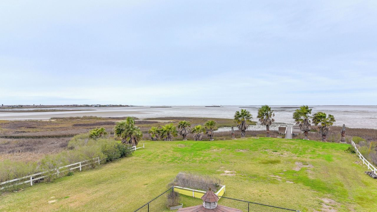 Photo of Others in Gilchrist