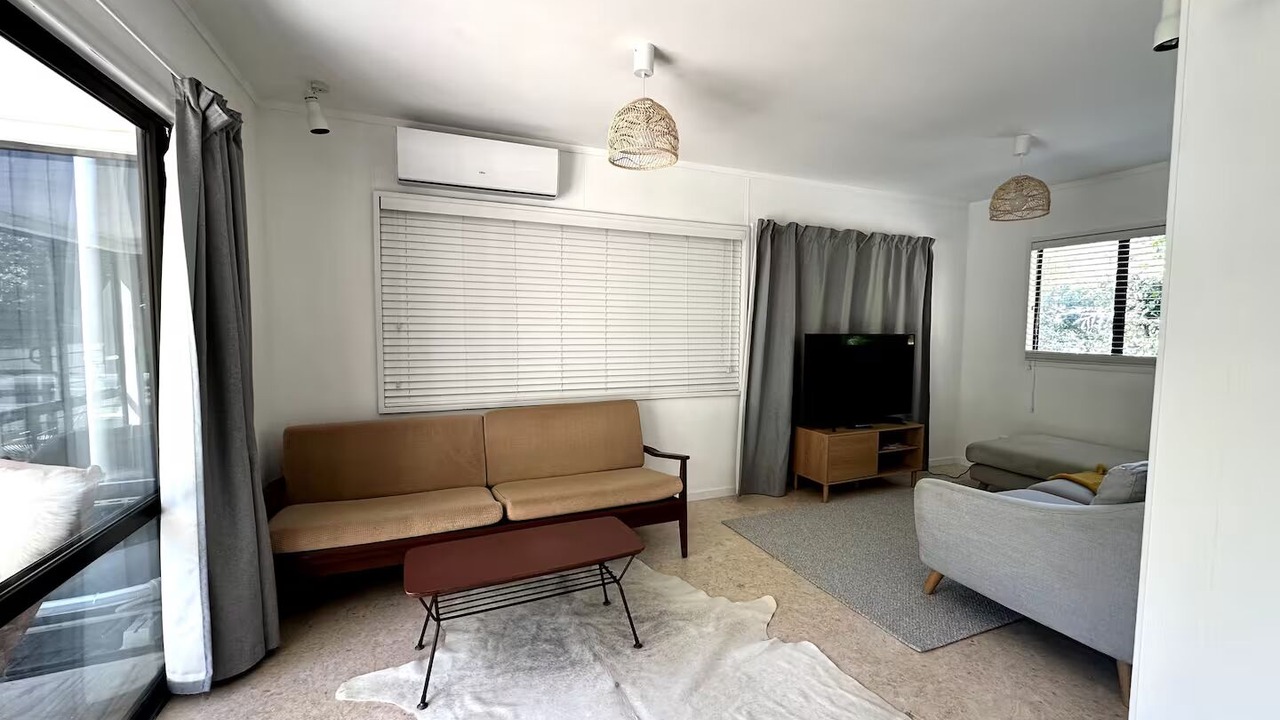 Photo of Livingroom in Piha